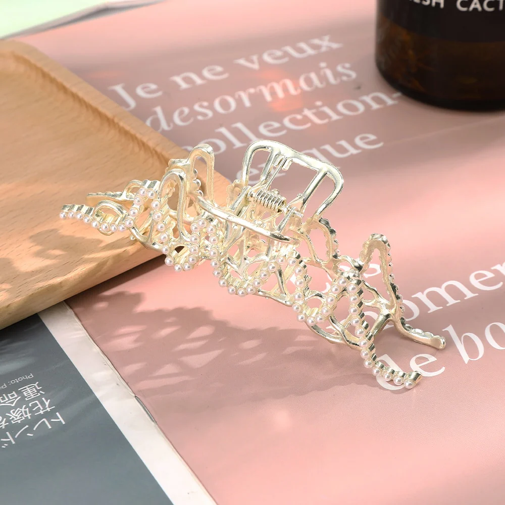 Rhinestone Metal Hair Claw - Image 31