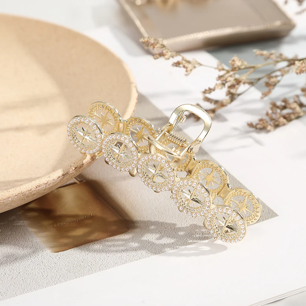 Rhinestone Metal Hair Claw - Image 64