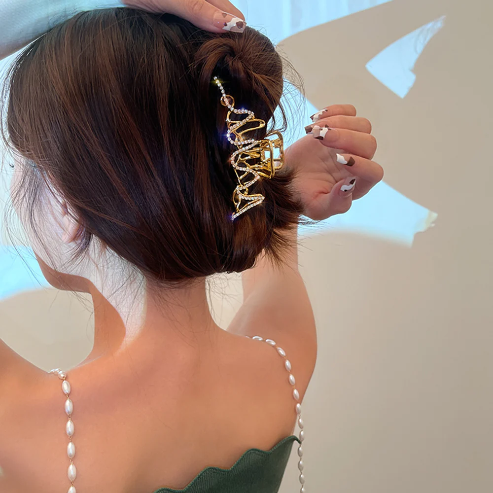 Rhinestone Metal Hair Claw - Image 67