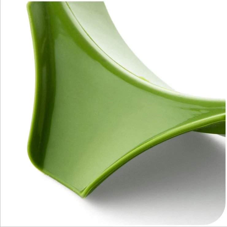 Silicon Funnel Pourer - Image 2