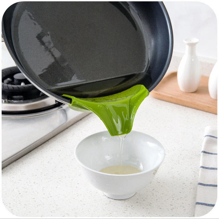 Silicon Funnel Pourer - Image 3