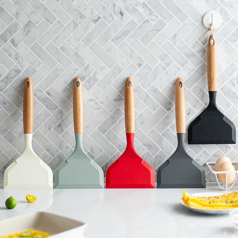 Silicone Tamagoyaki Spatula - Image 7
