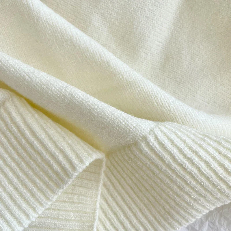 SoftHug Knitted Neck Wrap - Image 15