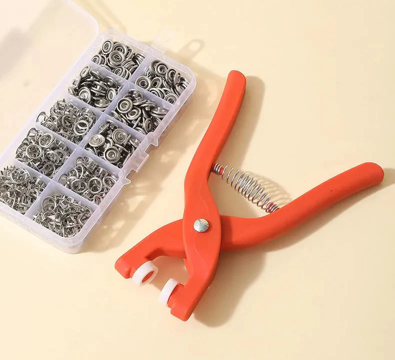 Clothes Repair Tool - Image 14