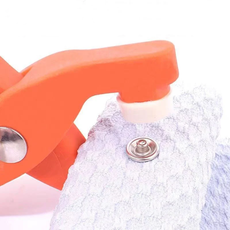 Clothes Repair Tool - Image 7