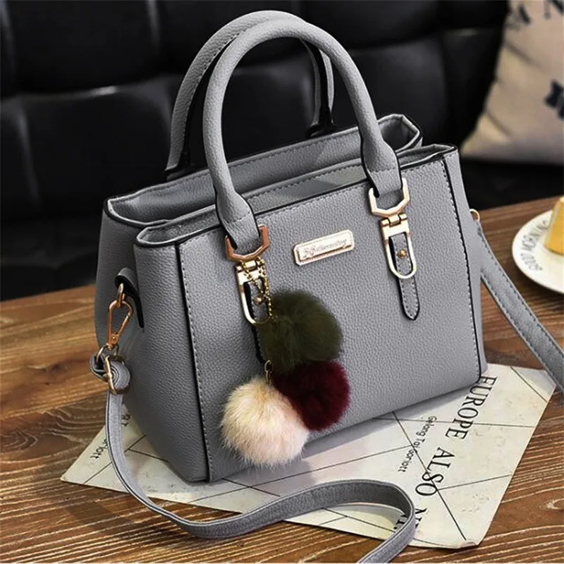 Tassel Tote Chic: Vintage Boston Messenger - Image 9