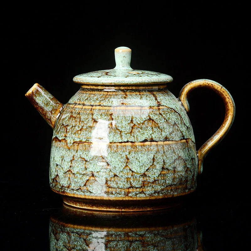 Teaware Charm: Exquisite Ceramic Teapot - Image 7