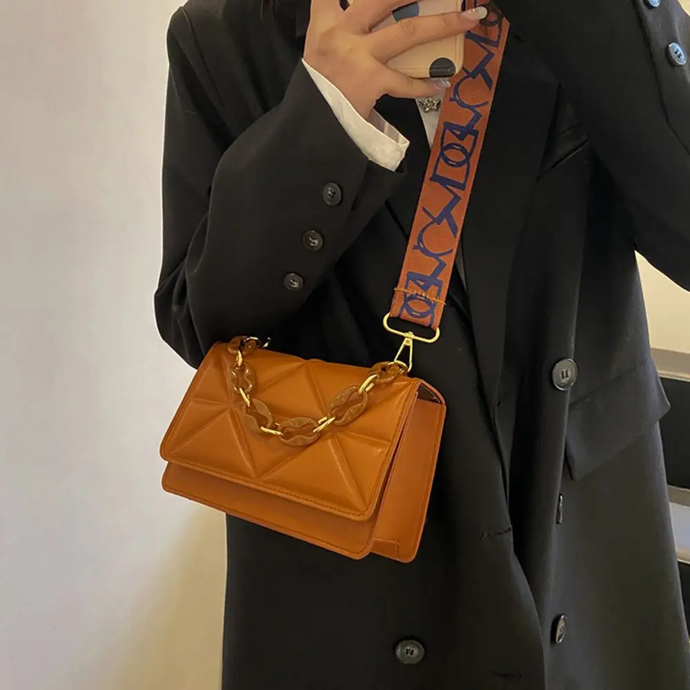 Urban Flair: Metal Chain Flap Crossbody - Image 4