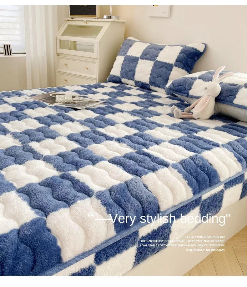 Velvet Mattress Cover - Image 10
