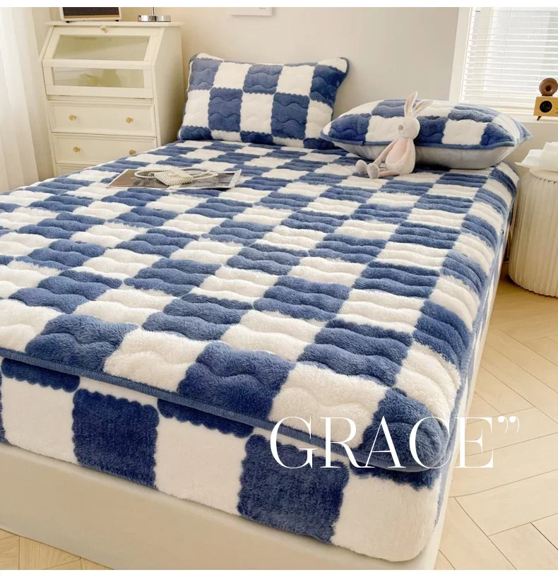 Velvet Mattress Cover - Image 13