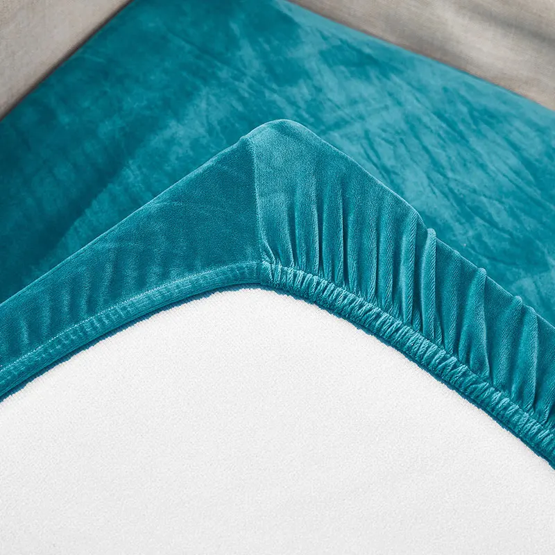 Velvet Sofa Cover - Image 5