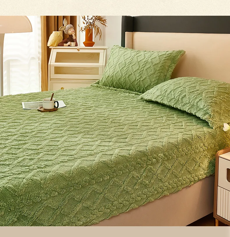 Warm Fluffy Bed Cover - Image 23