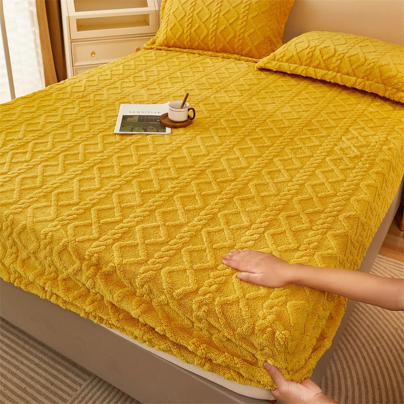 Warm Fluffy Bed Cover - Image 9