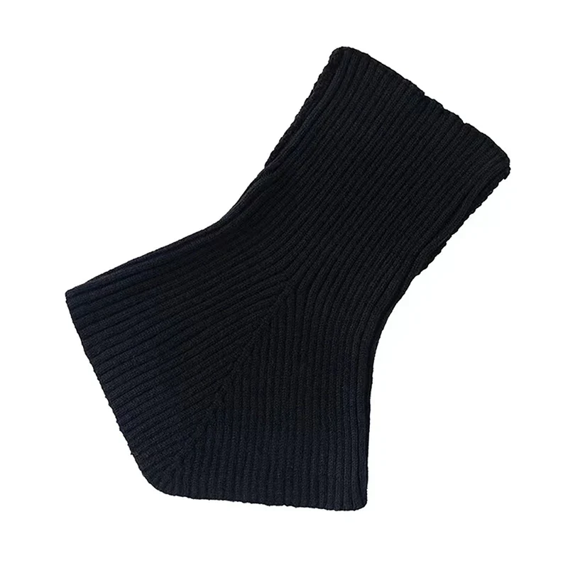 WarmNest Knit Neckpiece - Image 3